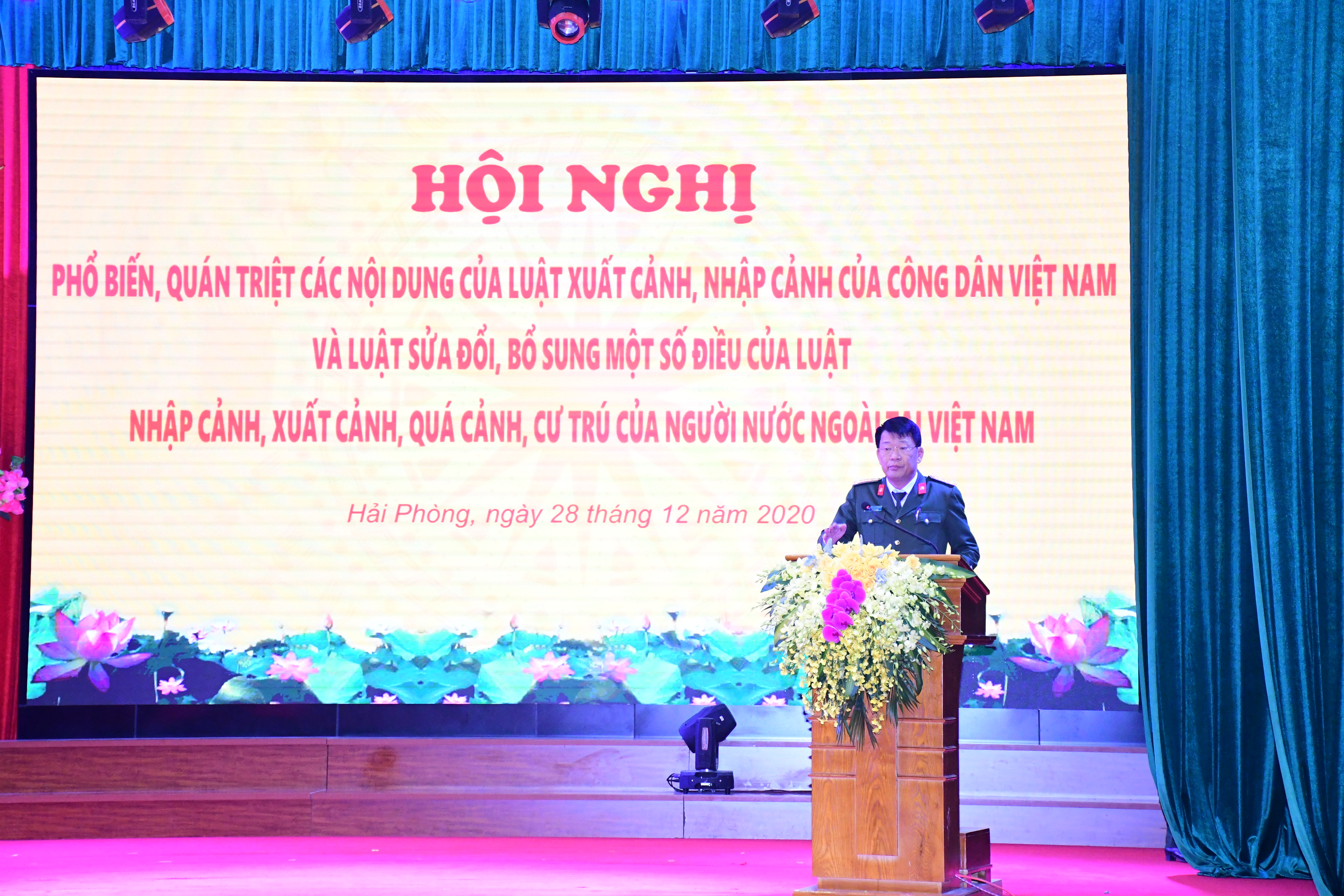 Tập huấn pháp luật về xuất, nhập cảnh của công dân Việt Nam và người nước ngoài 